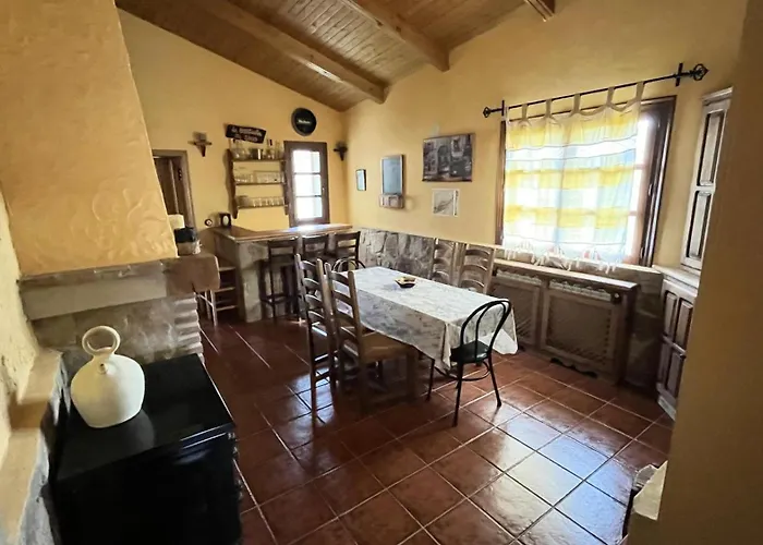 La Puerta De Gredos * San Martín del Pimpollar